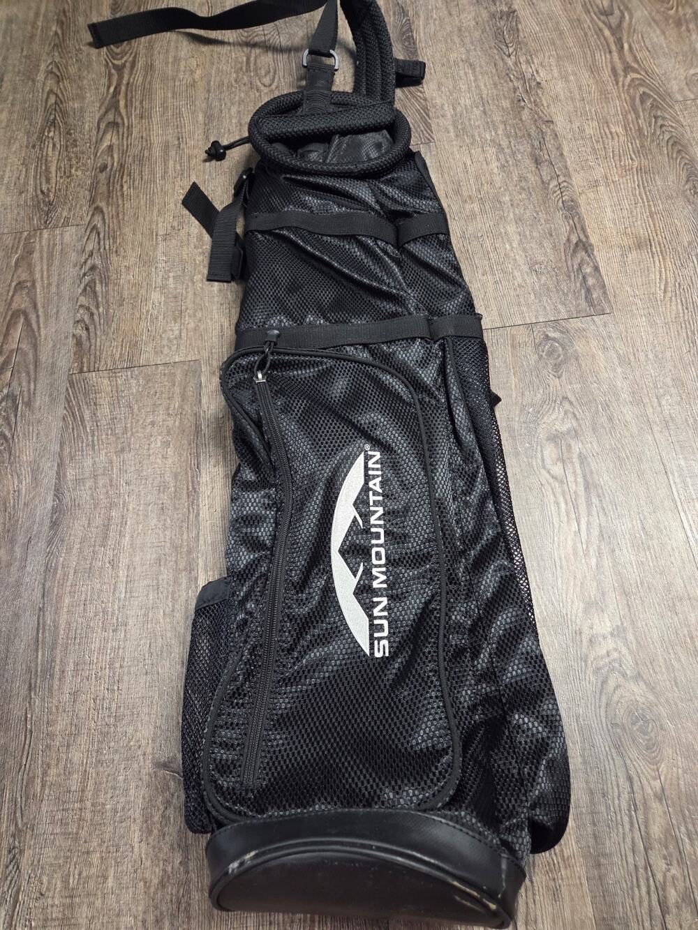 Sun Mountain Mesh Golf Club Bag Solid Black Padded Back Strap 36" Top to Bottom